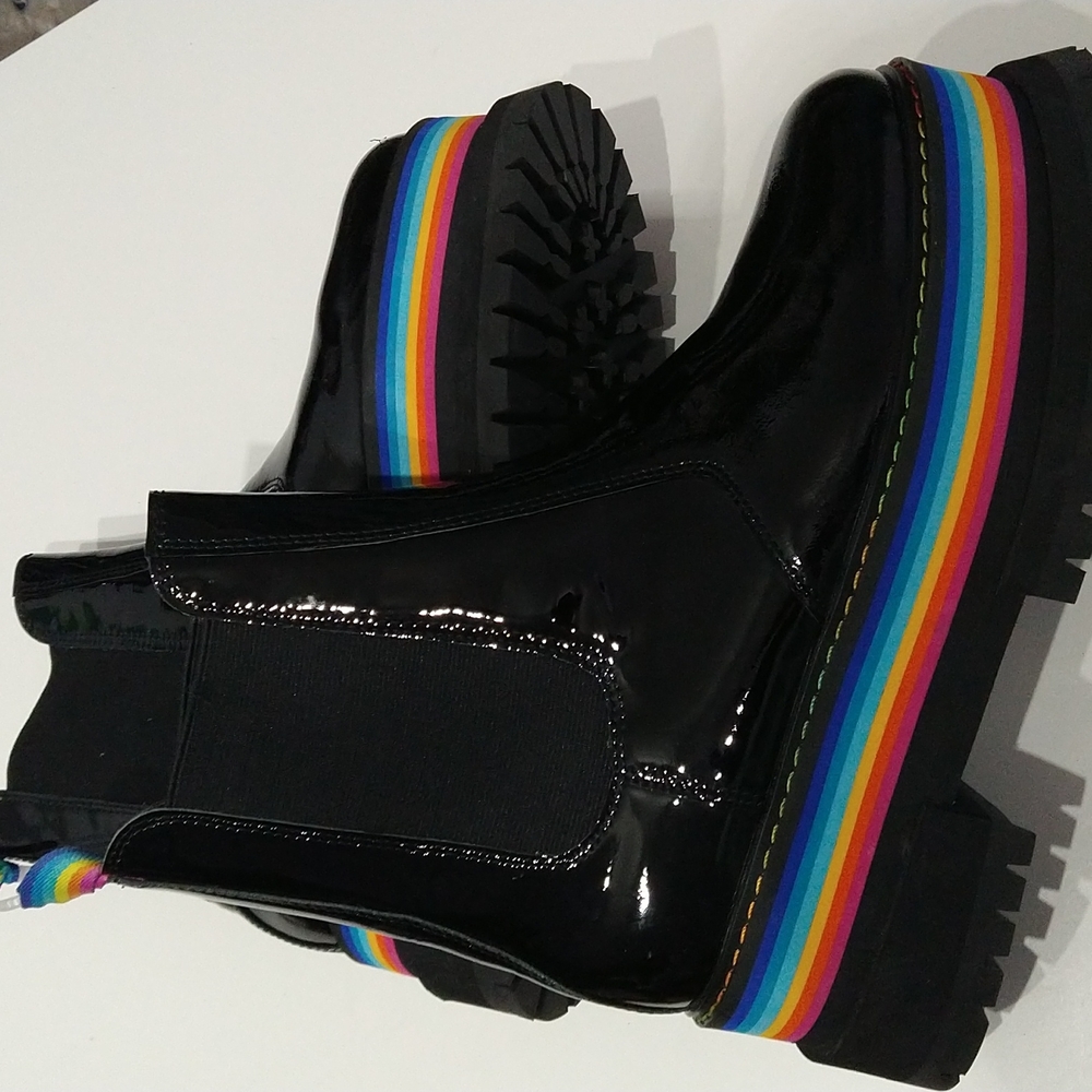 Kurt Geiger London Birdie Chelsea Chunky Lug Sole Rainbow Platform Combat Boots - Picture 2 of 6